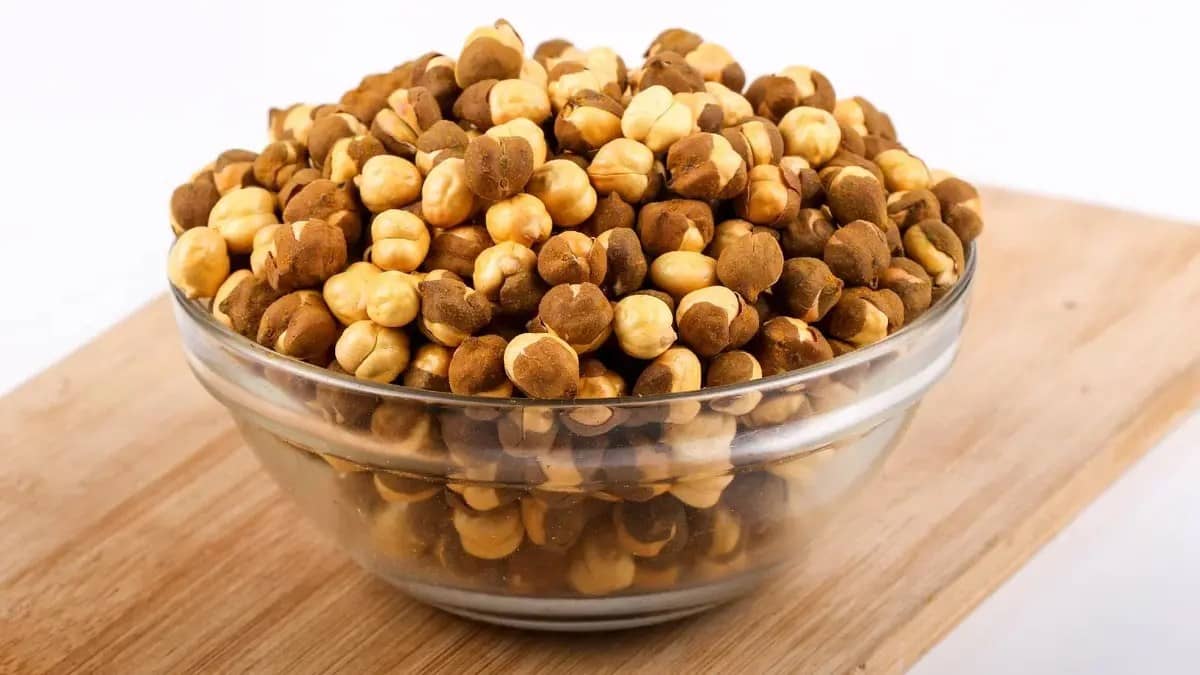 7 Powerful Reasons to Munch Roasted Chana Every Day