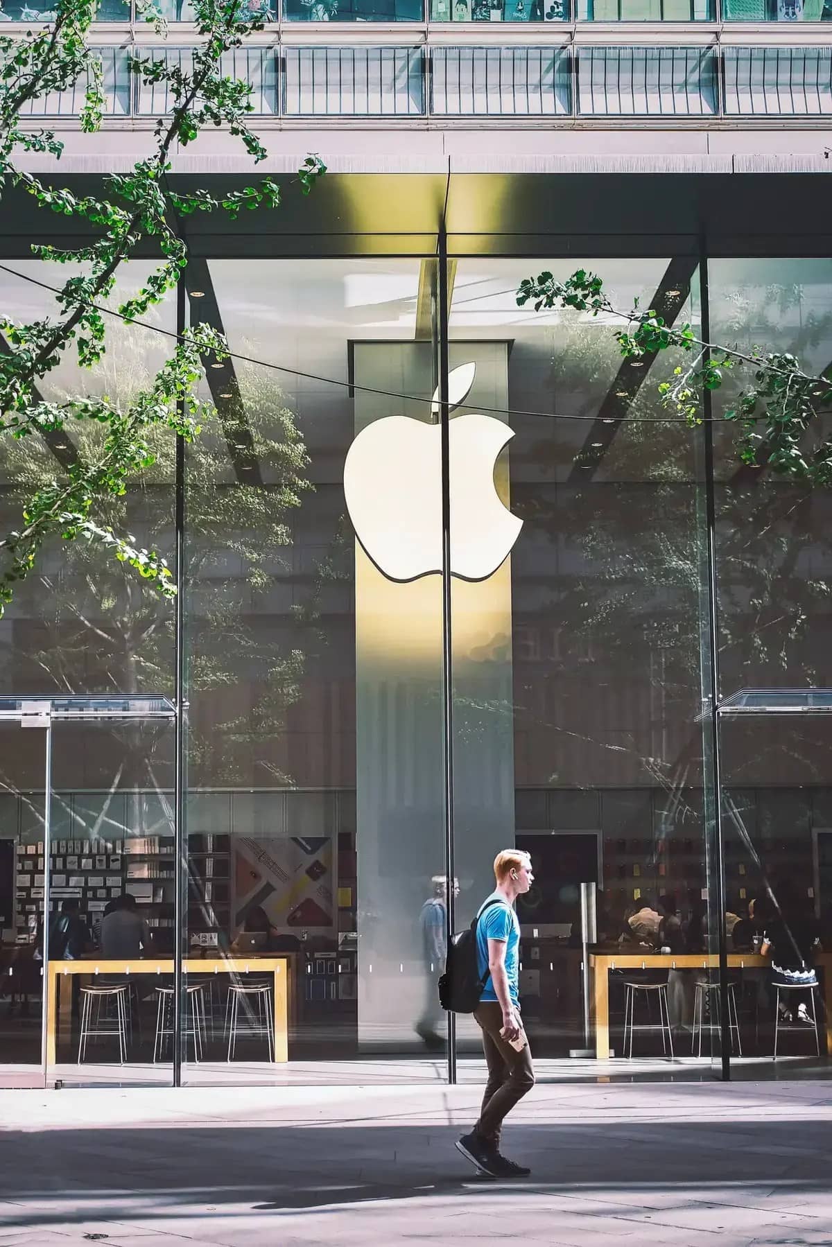 How Apple's Innovation Strategy Made Them a Tech Giant?
